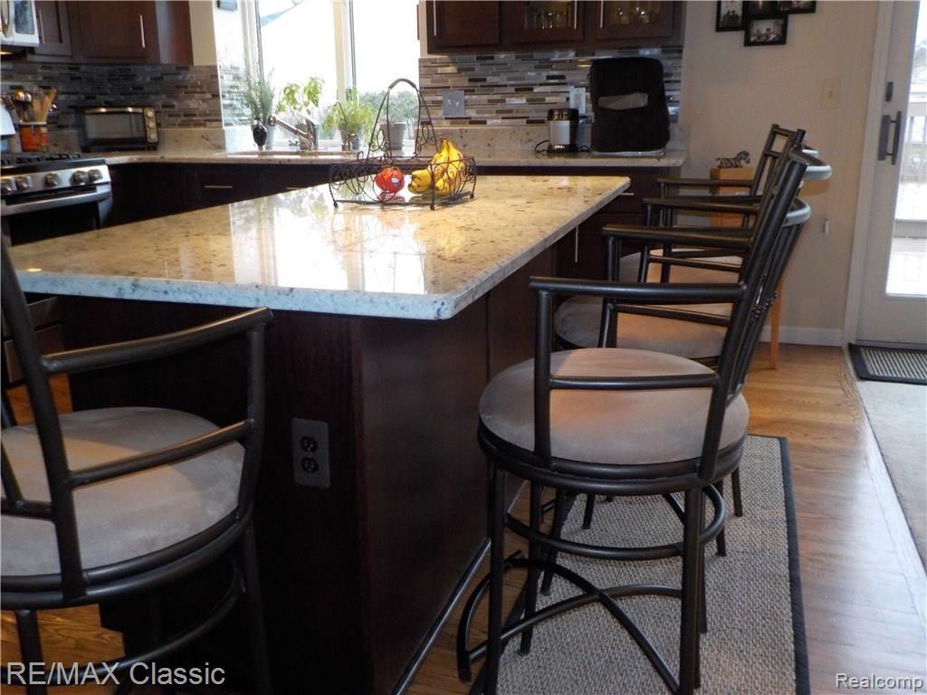 46594 Maben Road Canton, MI 48187 - Photo 12 of 33 DSCN1925.JPG