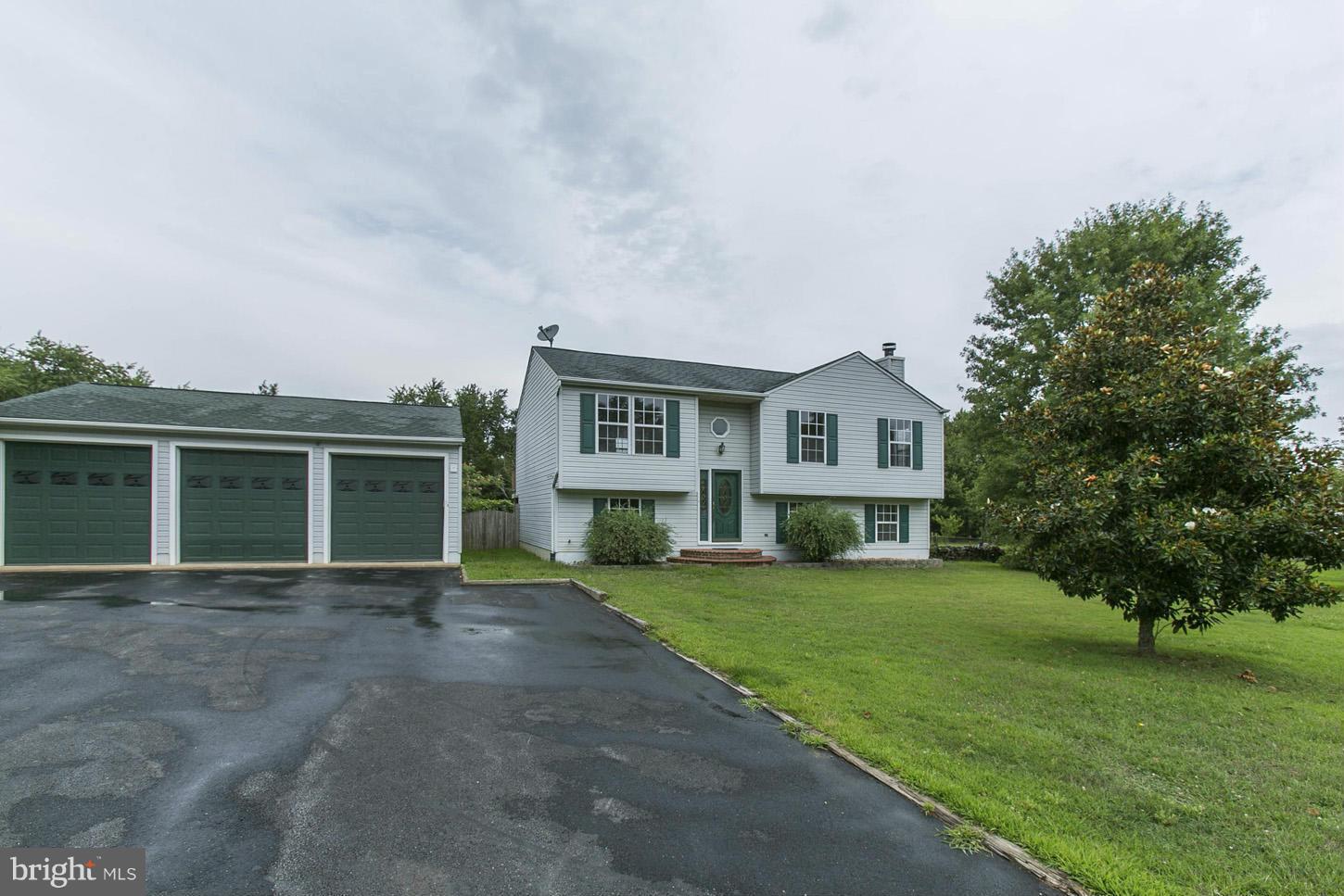 16 Indian Point Road Stafford, VA 22554 - Photo 2 of 25 Exterior (Front)
