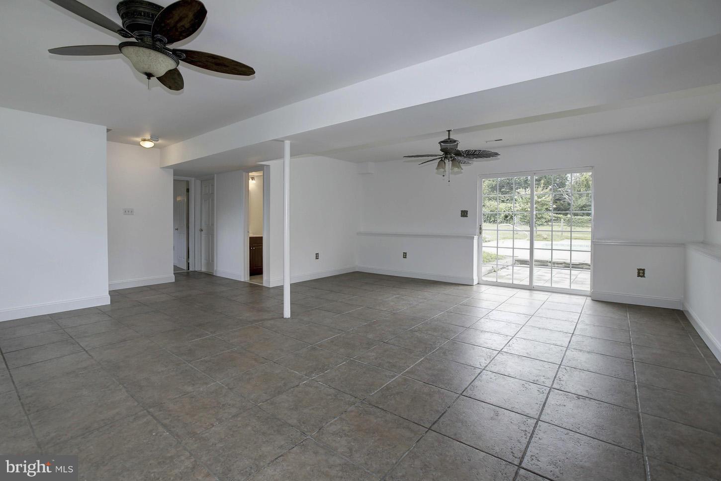 16 Indian Point Road Stafford, VA 22554 - Photo 13 of 25 Family Room