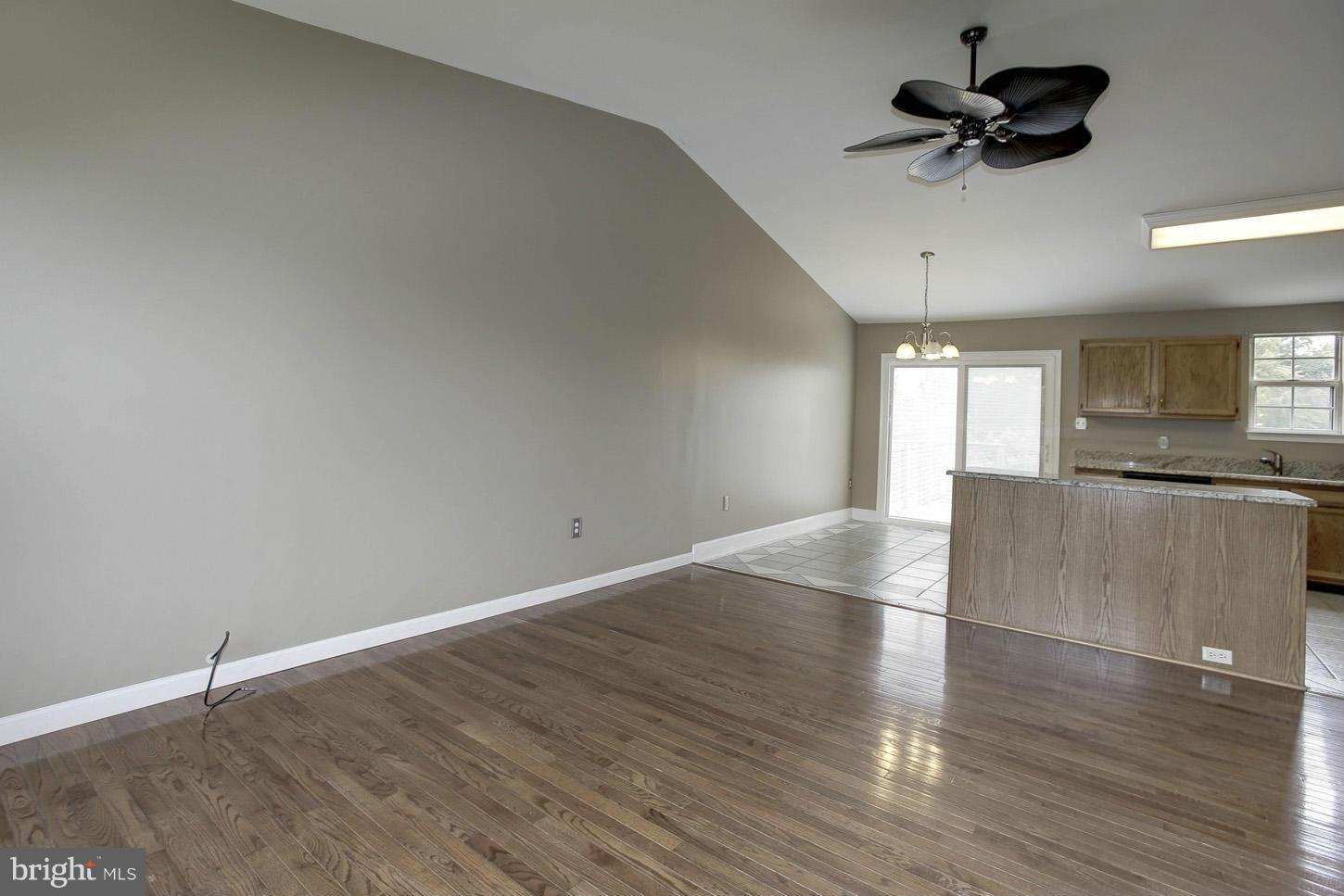 16 Indian Point Road Stafford, VA 22554 - Photo 3 of 25 Interior (General)