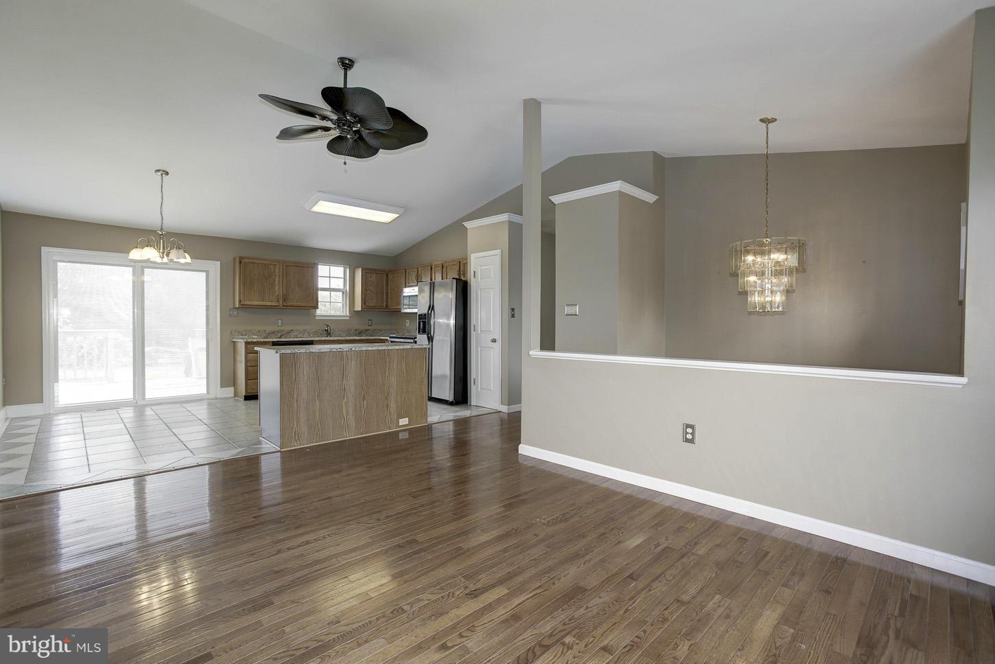 16 Indian Point Road Stafford, VA 22554 - Photo 4 of 25 Interior (General)