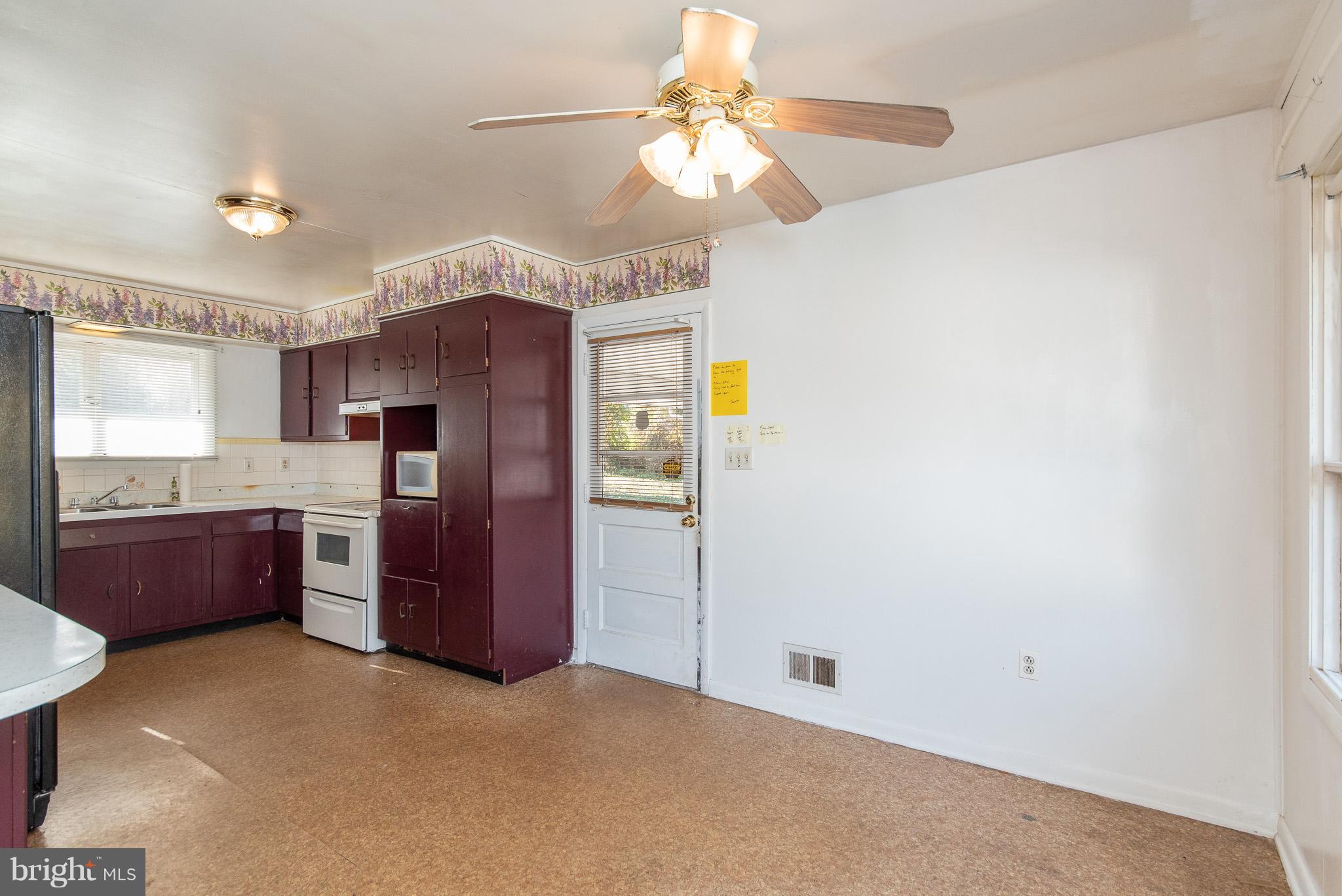 1716 Hanson Road Edgewood, MD 21040 - Photo 8 of 33 Kitchen