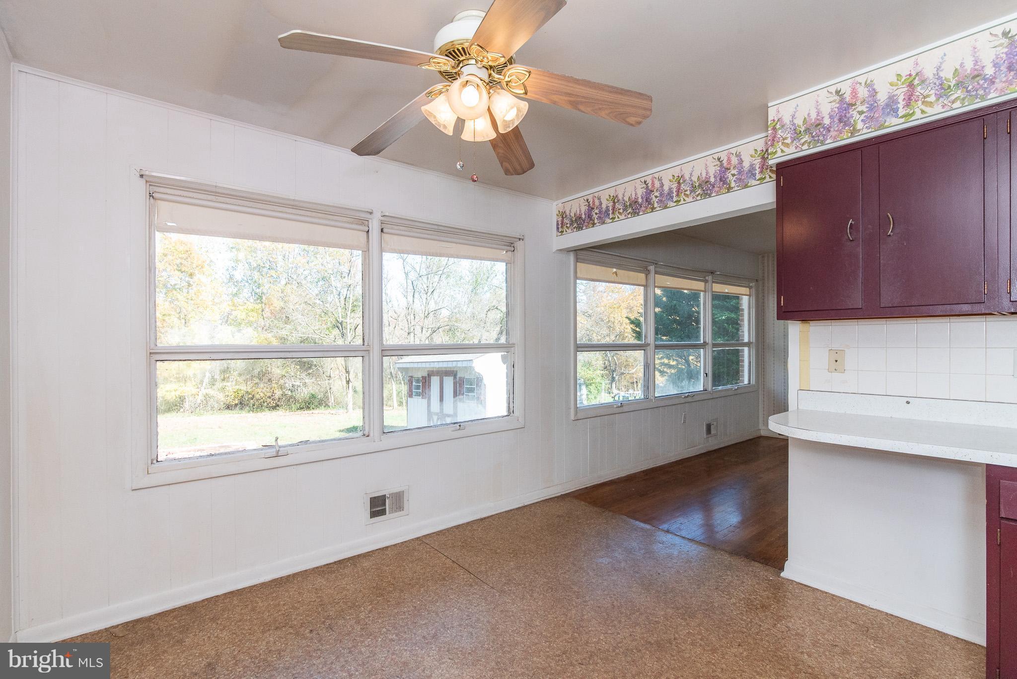 1716 Hanson Road Edgewood, MD 21040 - Photo 10 of 33 Kitchen