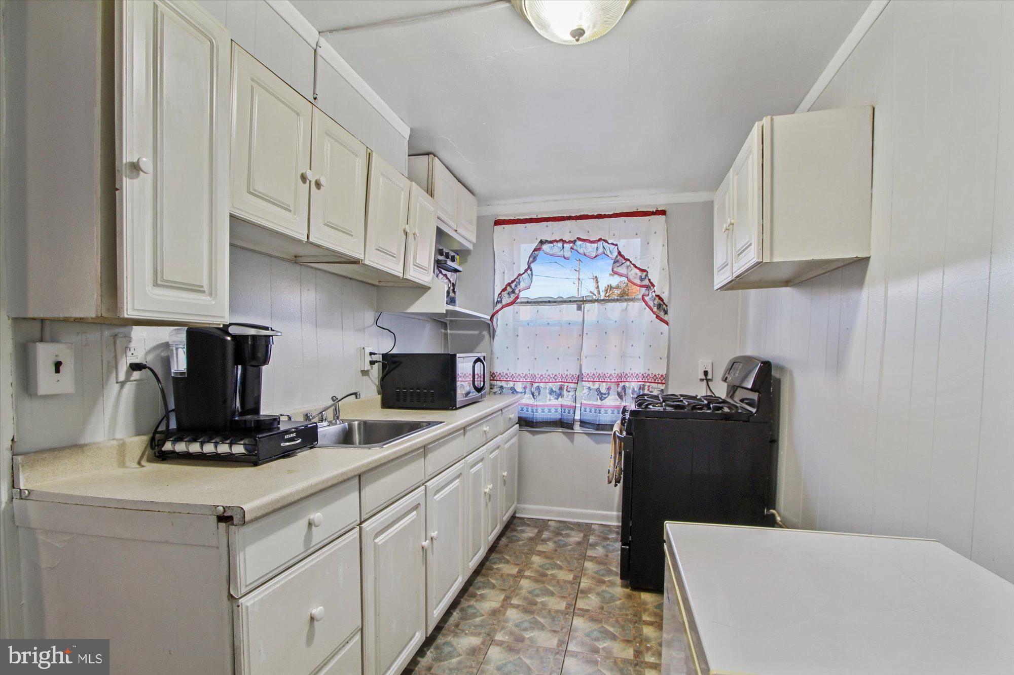 2472 Rudy Road Harrisburg, PA 17104 - Photo 10 of 30 Gallery Image 10