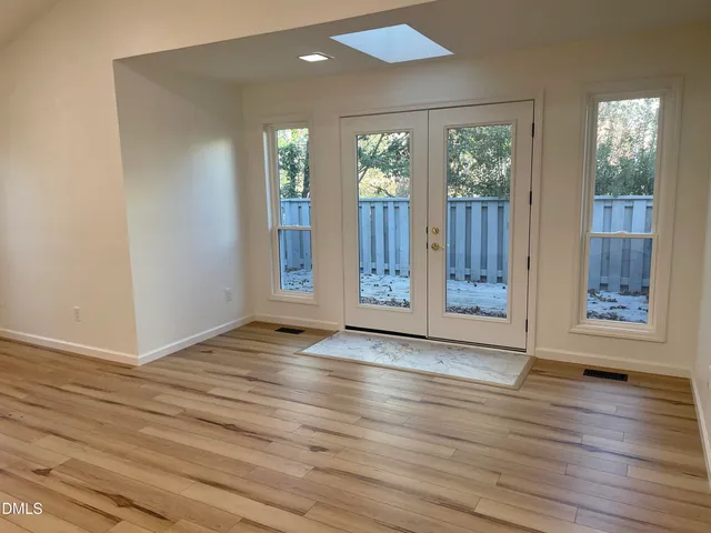 $325,000 | 131 Clancy Circle, Cary, NC 27511