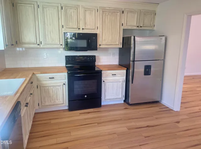 $325,000 | 131 Clancy Circle, Cary, NC 27511