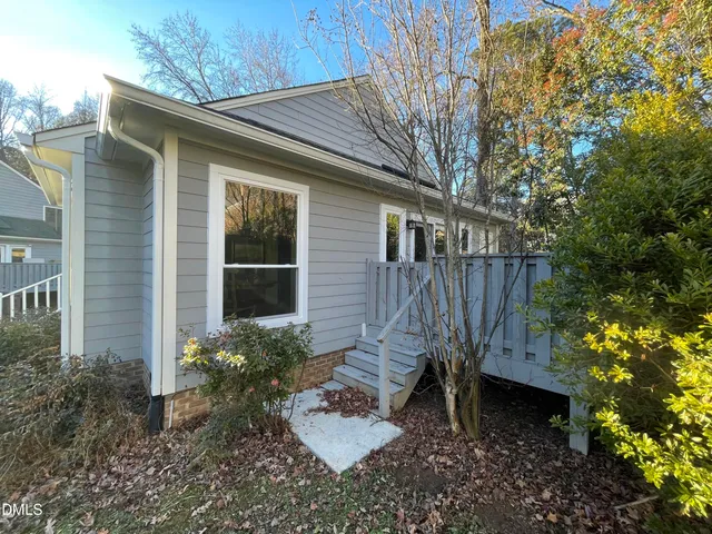 $325,000 | 131 Clancy Circle, Cary, NC 27511