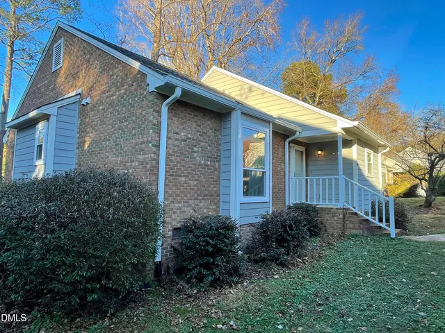 $325,000 | 131 Clancy Circle, Cary, NC 27511