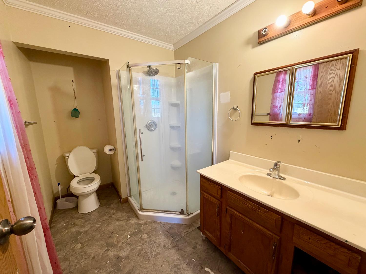 1026 Burgess Avenue Rising Sun, IN 47040 - Photo 22 of 38