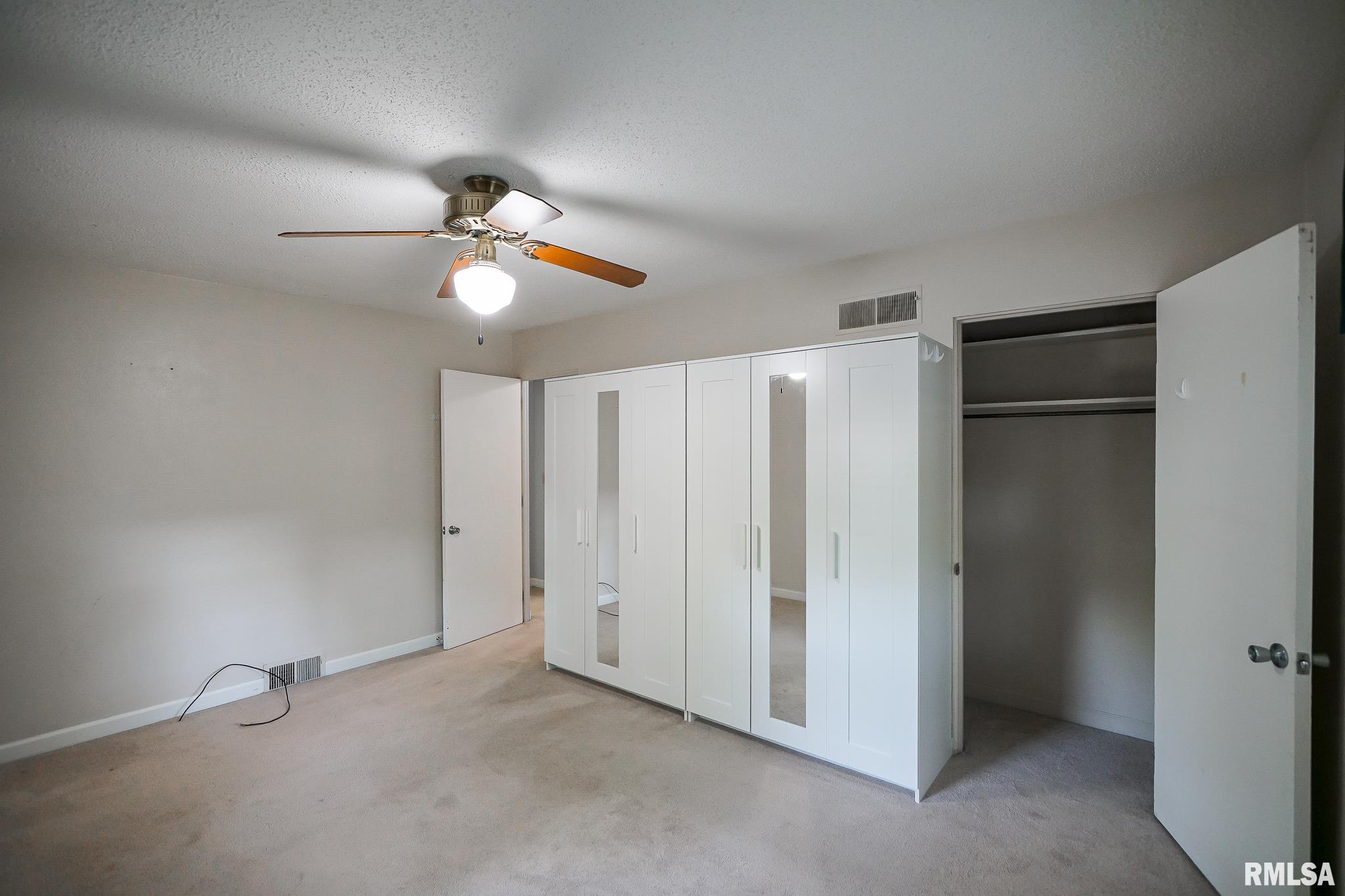 324 West Stonegate Road Peoria, IL 61614 - Photo 16 of 33 Gallery Image 16
