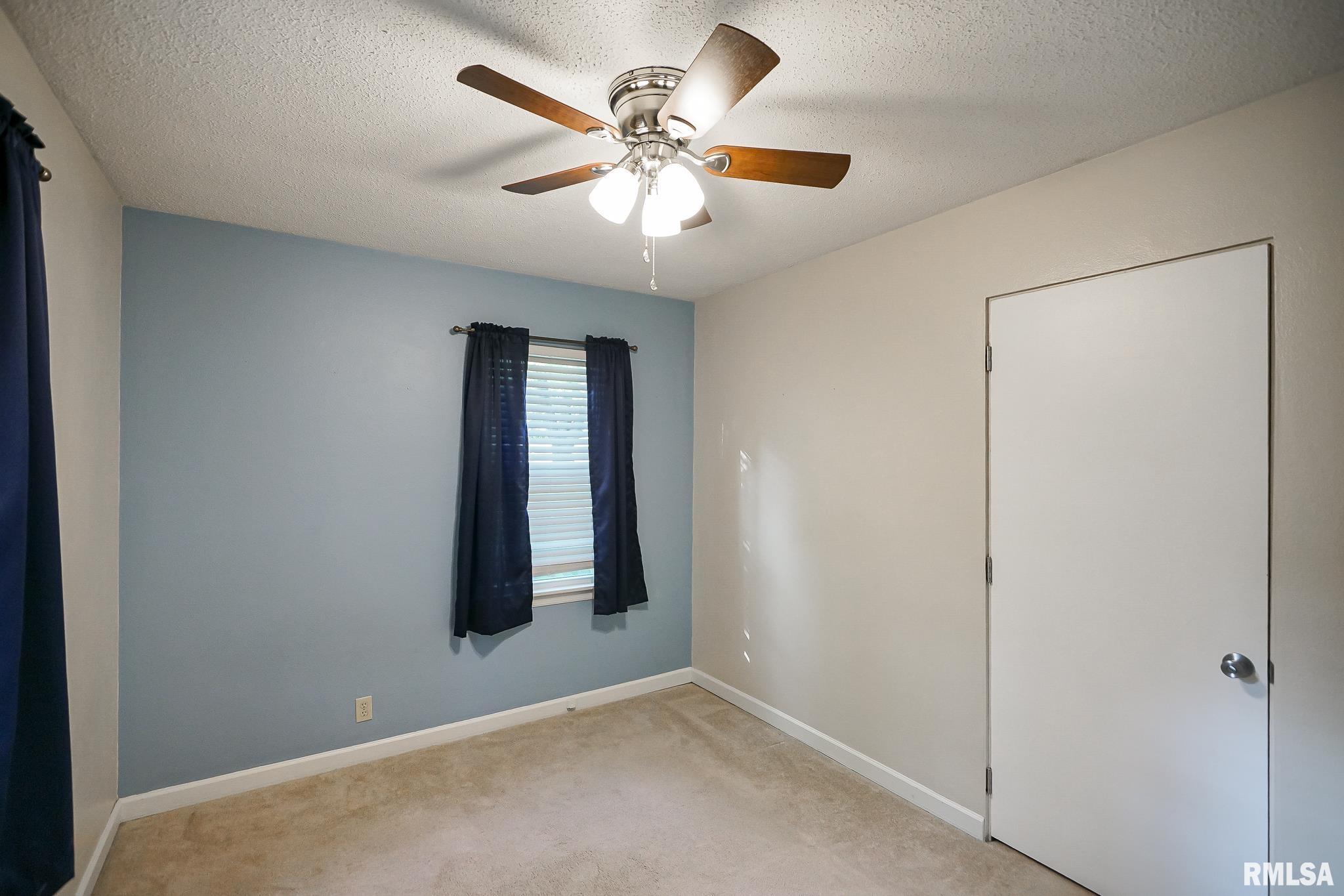 324 West Stonegate Road Peoria, IL 61614 - Photo 18 of 33 Gallery Image 18