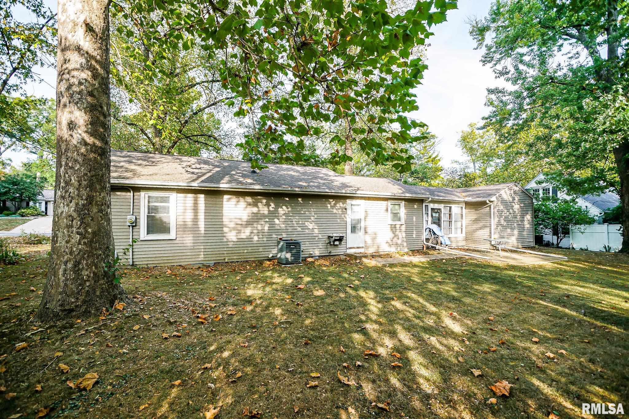 324 West Stonegate Road Peoria, IL 61614 - Photo 30 of 33 Gallery Image 30