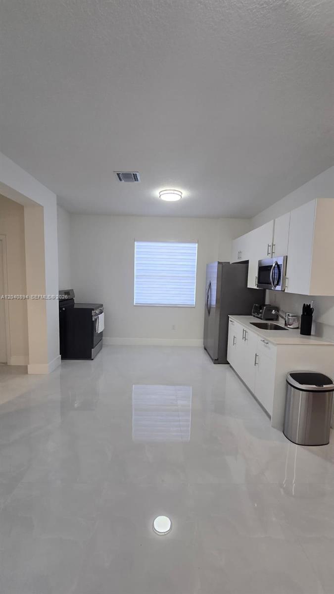 2248 Southeast 30th Street, Unit 1 Homestead, FL 33035 - Photo 6 of 18
