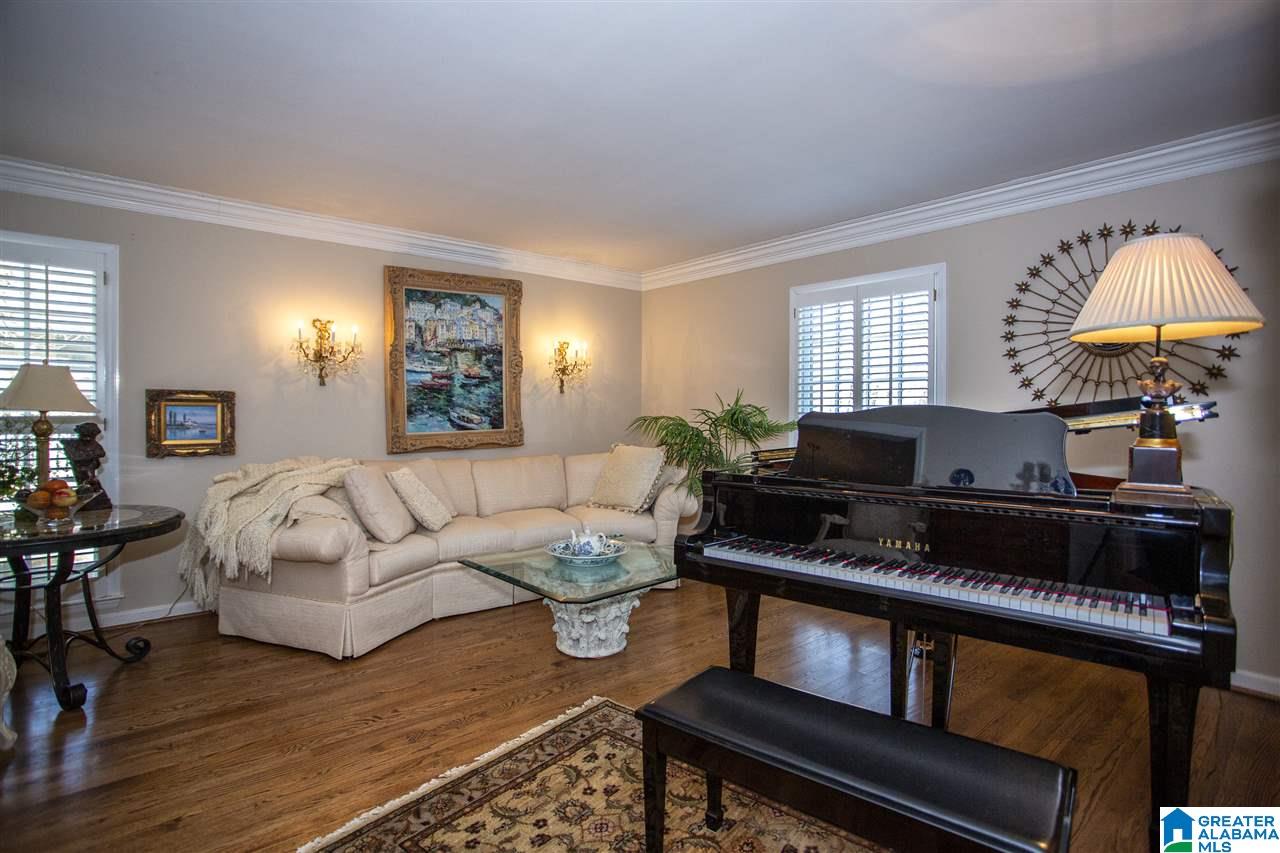 2608 Kings Ridge Drive Birmingham, AL 35243 - Photo 5 of 48