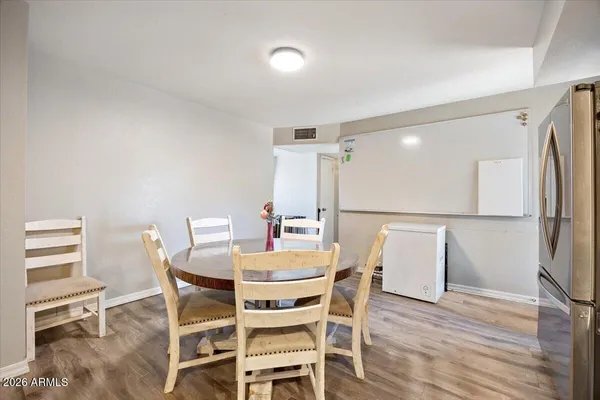 $335,000 | 1011 West 5th Avenue, Apache Junction, AZ 85120