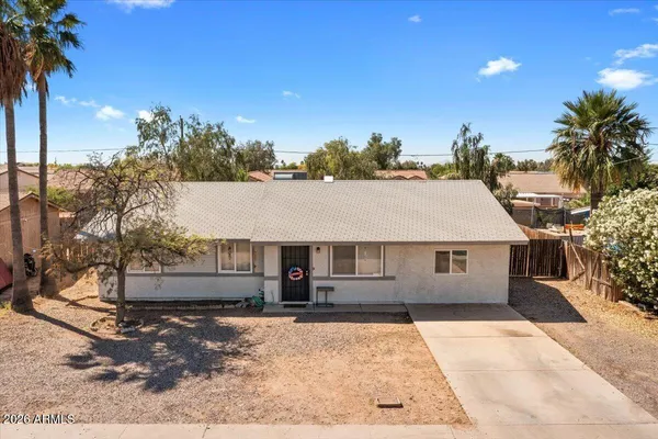 $335,000 | 1011 West 5th Avenue, Apache Junction, AZ 85120