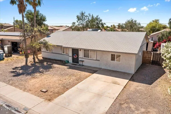 $335,000 | 1011 West 5th Avenue, Apache Junction, AZ 85120