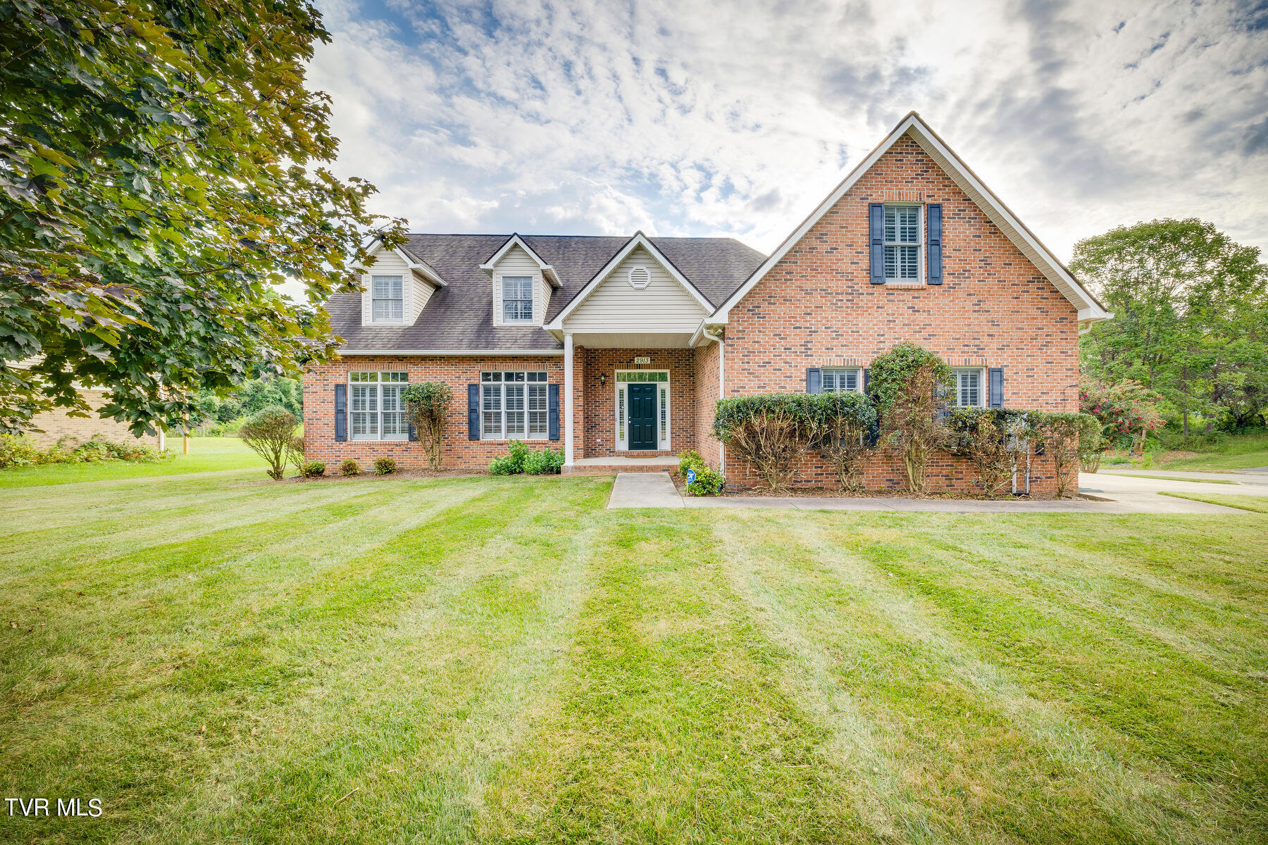 2913 Greenline Road Johnson City, TN 37604 - Photo 1 of 44 001