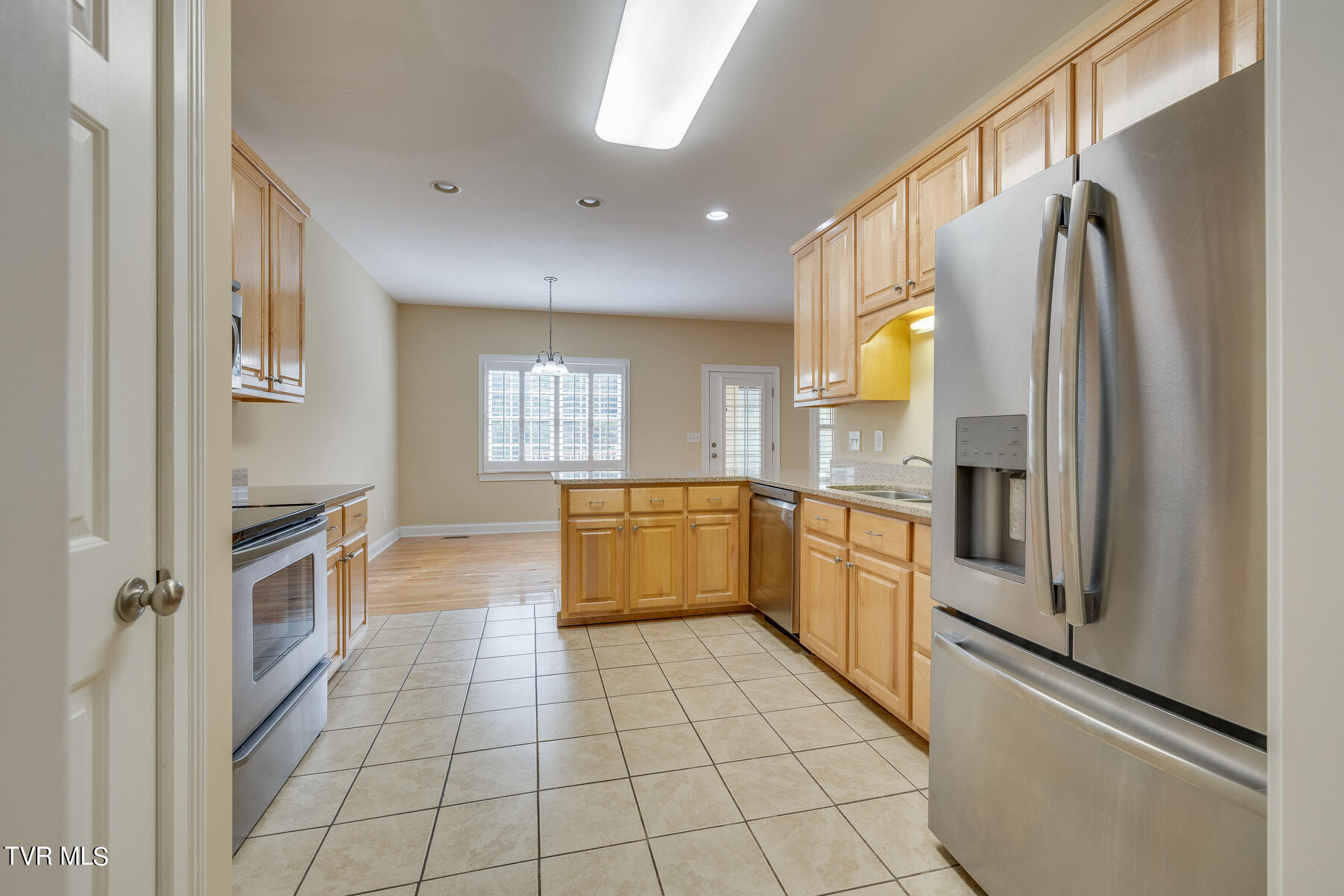 2913 Greenline Road Johnson City, TN 37604 - Photo 13 of 44 013