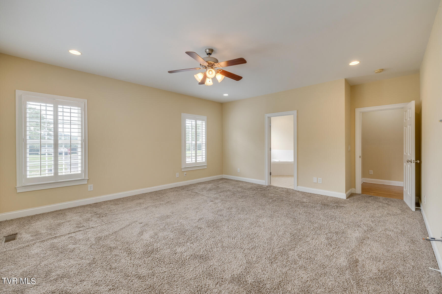 2913 Greenline Road Johnson City, TN 37604 - Photo 21 of 44 021