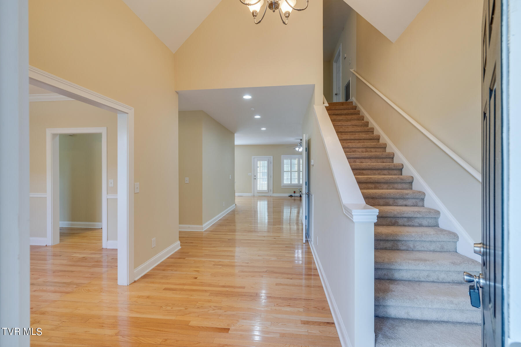 2913 Greenline Road Johnson City, TN 37604 - Photo 5 of 44 005