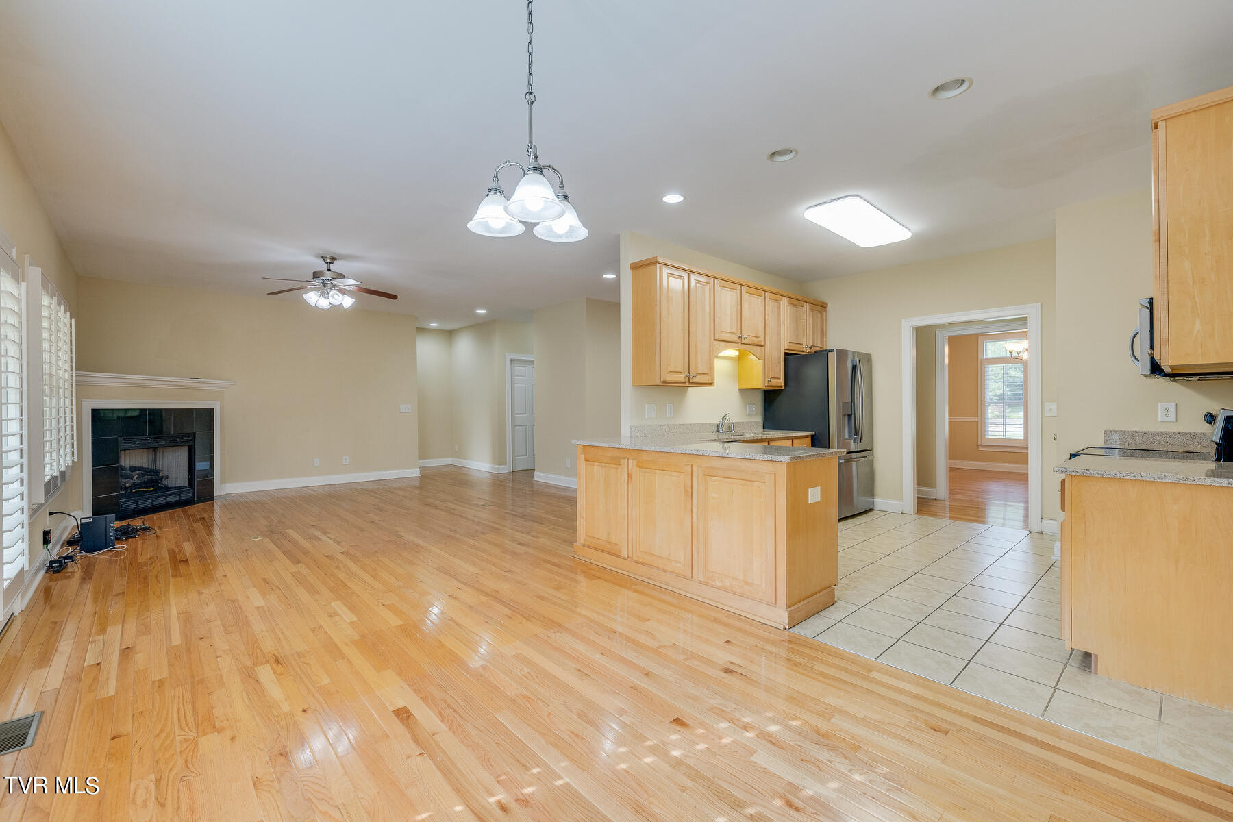 2913 Greenline Road Johnson City, TN 37604 - Photo 10 of 44 010