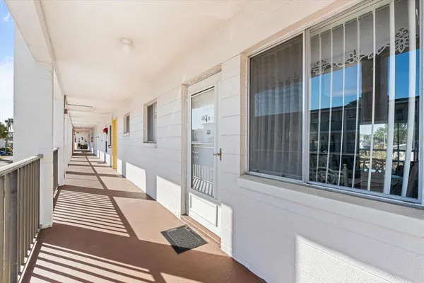 $94,999 | 5902 Garden Lane, Unit A24, Bradenton, FL 34207