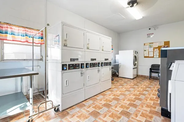 $94,999 | 5902 Garden Lane, Unit A24, Bradenton, FL 34207