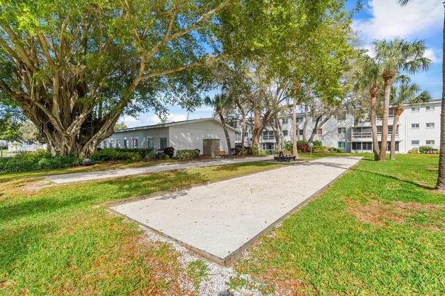 $99,000 | 5902 Garden Lane, Unit A24, Bradenton, FL 34207