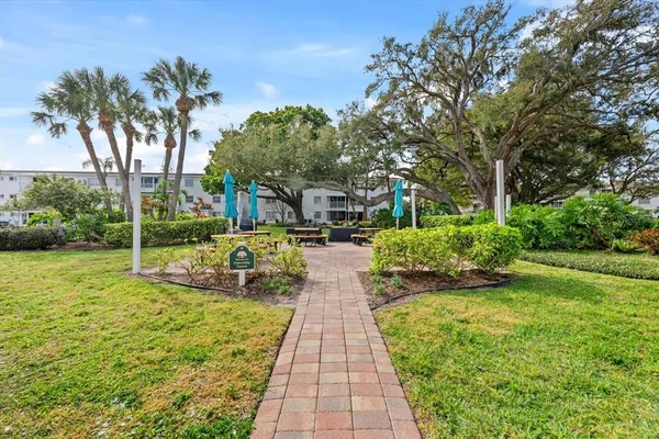 $94,999 | 5902 Garden Lane, Unit A24, Bradenton, FL 34207