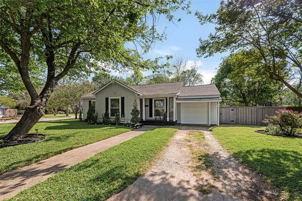 $229,000 | 401 Elizabeth Street, Terrell, TX 75160