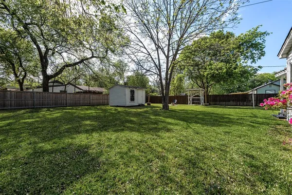 $229,000 | 401 Elizabeth Street, Terrell, TX 75160
