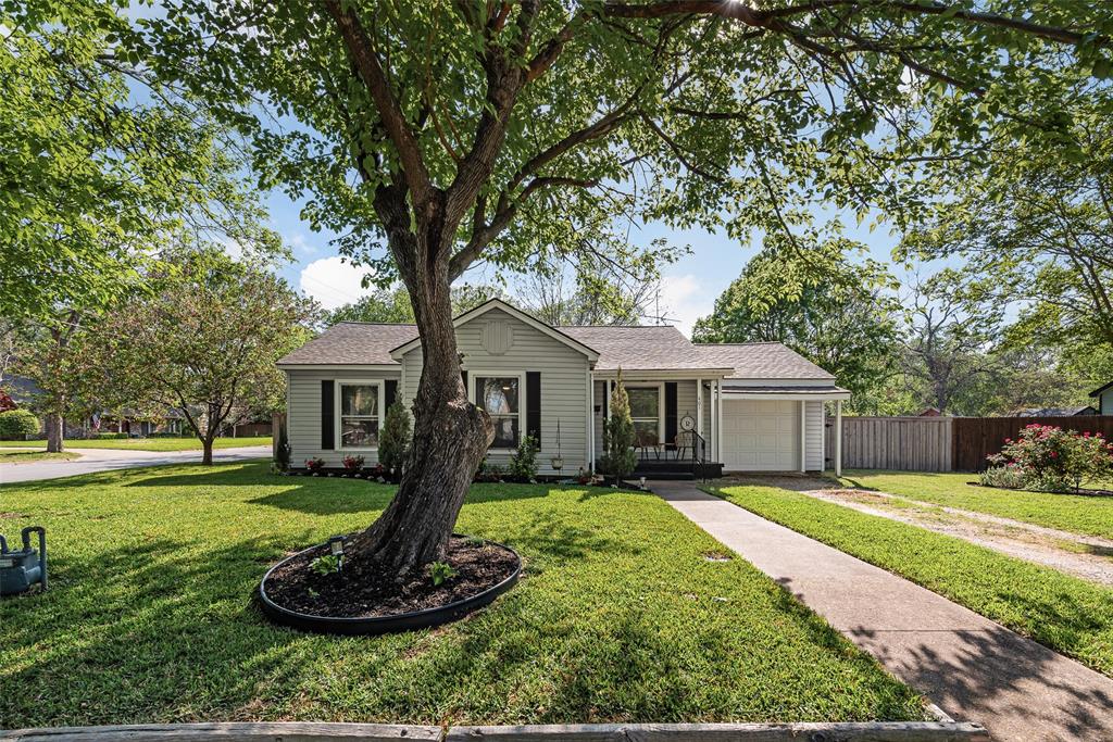 401 Elizabeth Street Terrell, TX 75160 - Photo 2 of 14