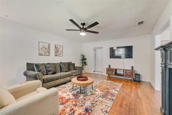 $229,000 | 401 Elizabeth Street, Terrell, TX 75160