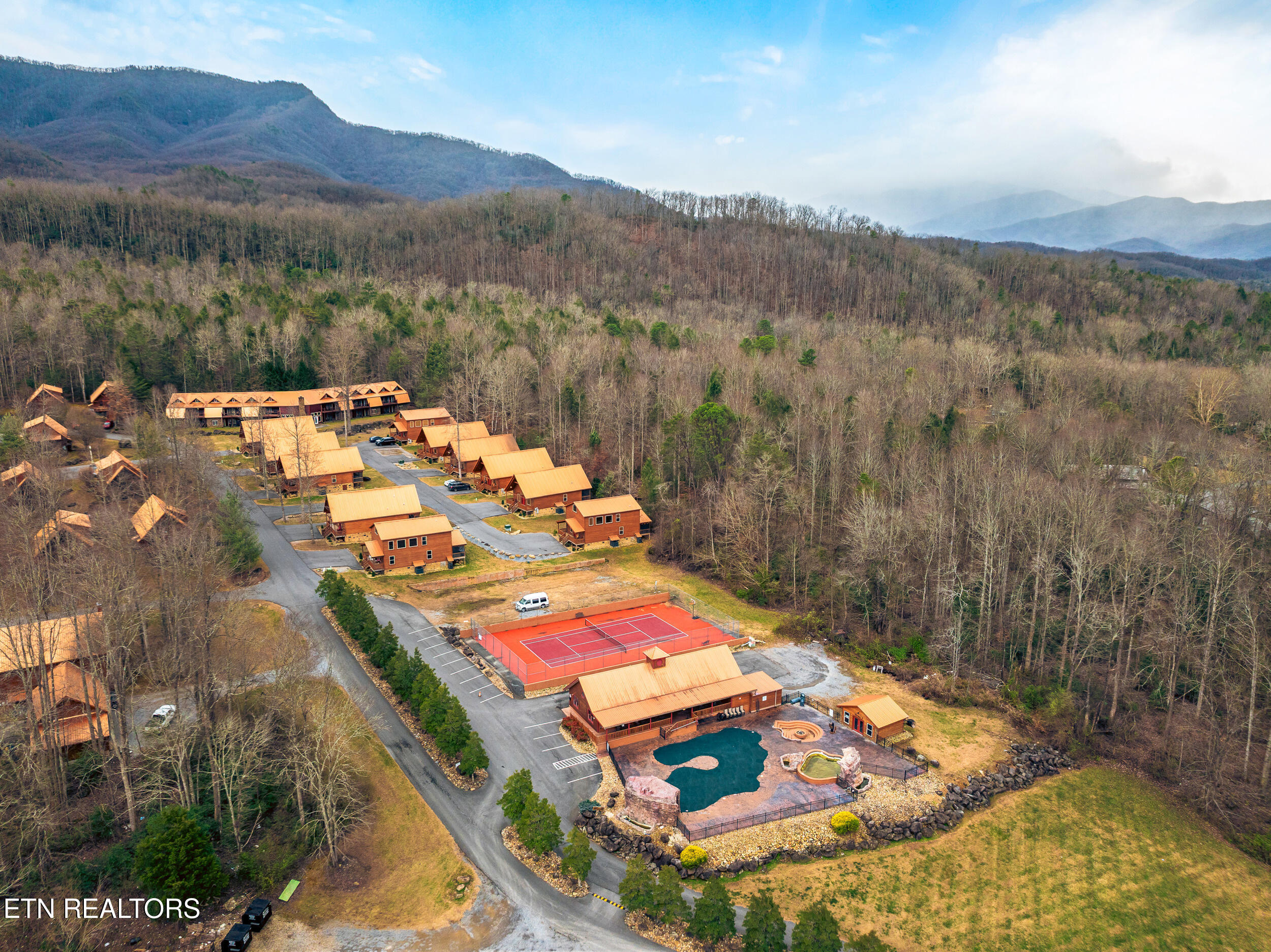 206 Forrest Loop Way, Unit 15 Gatlinburg, TN 37738 - Photo 33 of 36 206 forrest loop way_15-33