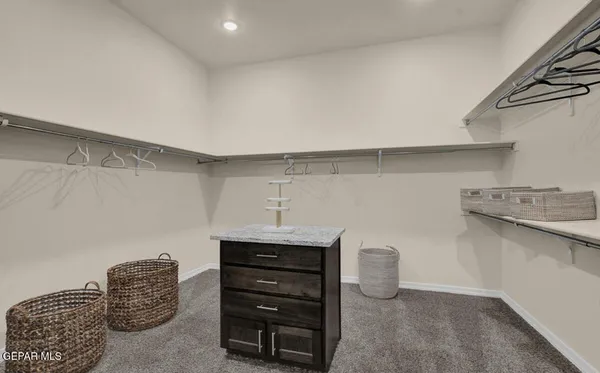 $679,950 | 6955 Levee Circle, El Paso, TX 79932