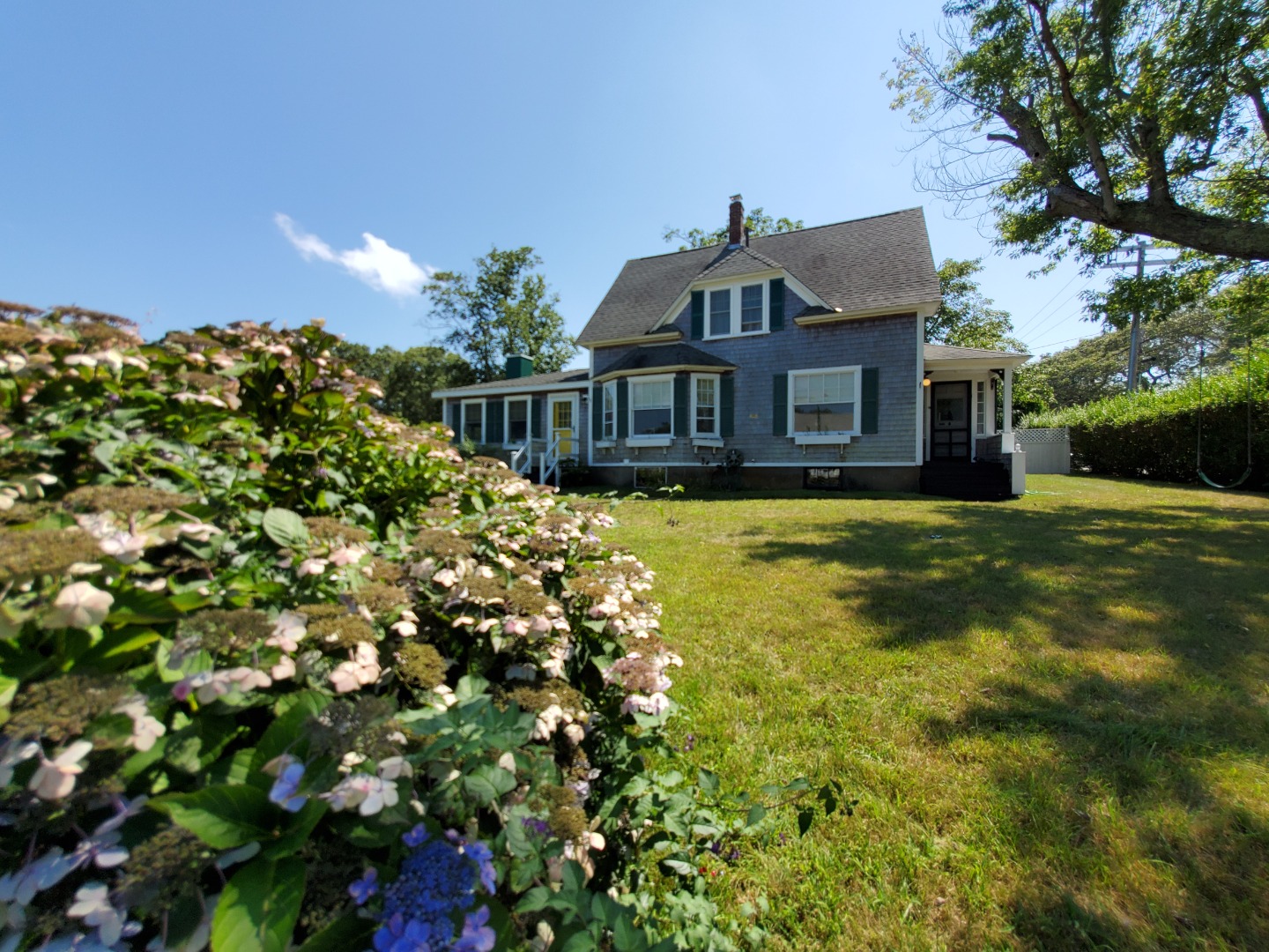 44 Edgartown Road Vineyard Haven, MA 02568 - Photo 15 of 17 http://d1qzqeyxiitrap.cloudfront.net/photos/38626/f999154c.jpg