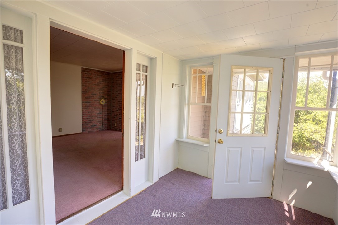 57 Monohon Landing Road Raymond, WA 98577 - Photo 2 of 30 Gallery Image 2