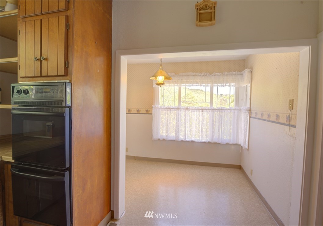 57 Monohon Landing Road Raymond, WA 98577 - Photo 11 of 30 Gallery Image 11