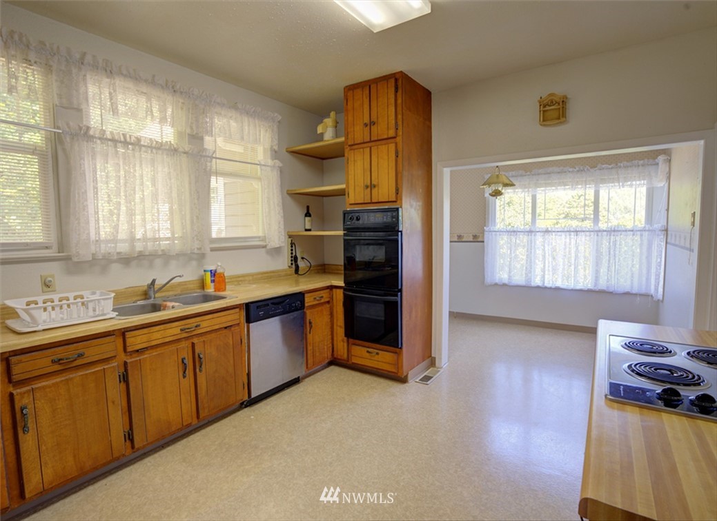 57 Monohon Landing Road Raymond, WA 98577 - Photo 9 of 30 Gallery Image 9