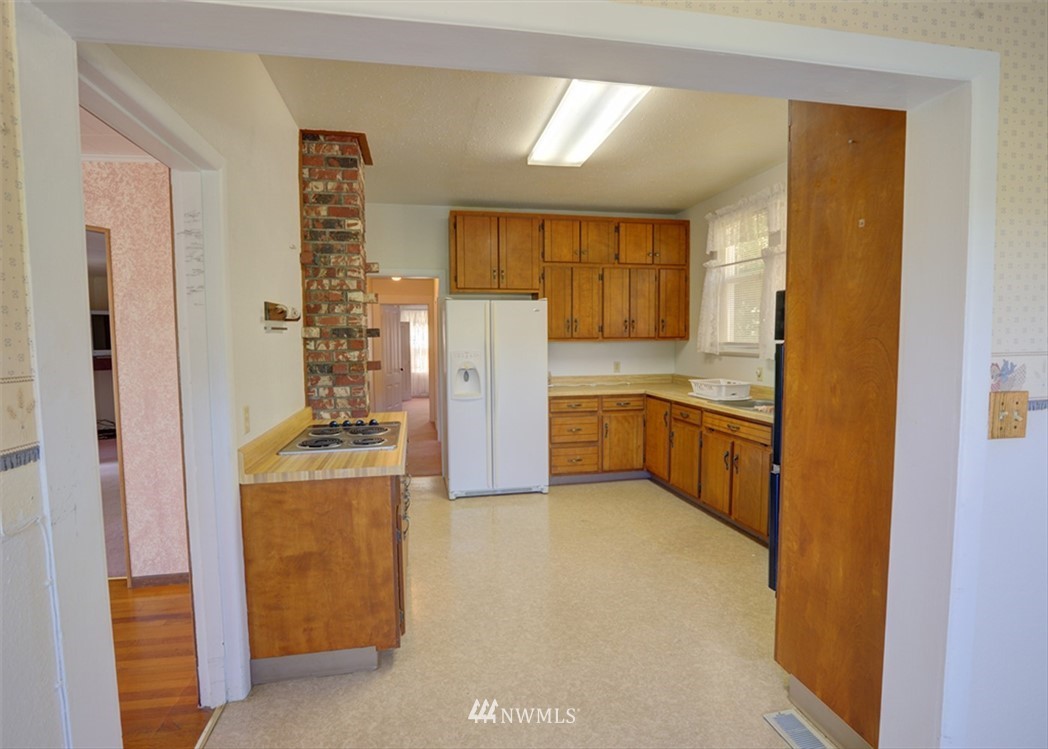 57 Monohon Landing Road Raymond, WA 98577 - Photo 10 of 30 Gallery Image 10