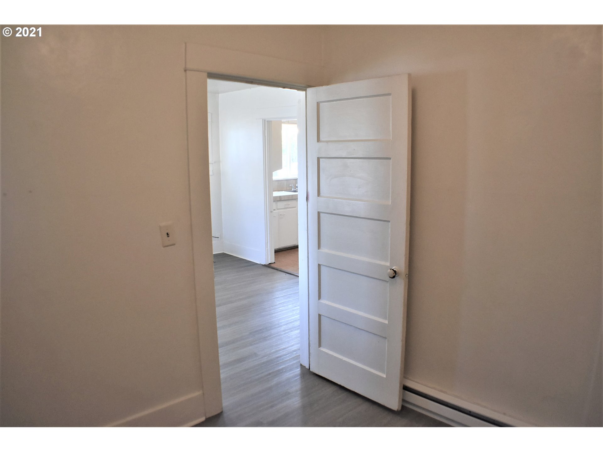 950 Chambers Street Eugene, OR 97402 - Photo 13 of 23