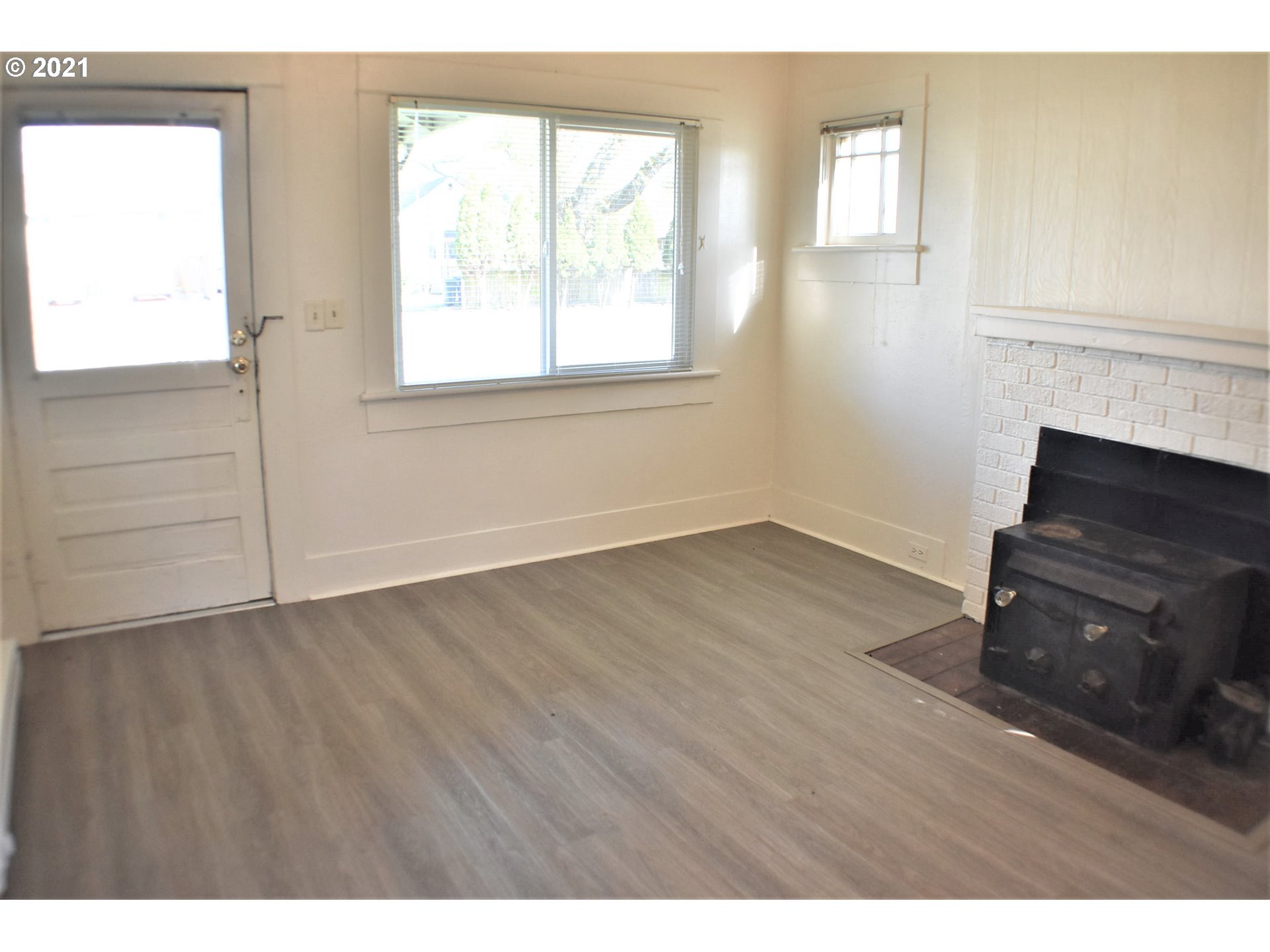 950 Chambers Street Eugene, OR 97402 - Photo 8 of 23