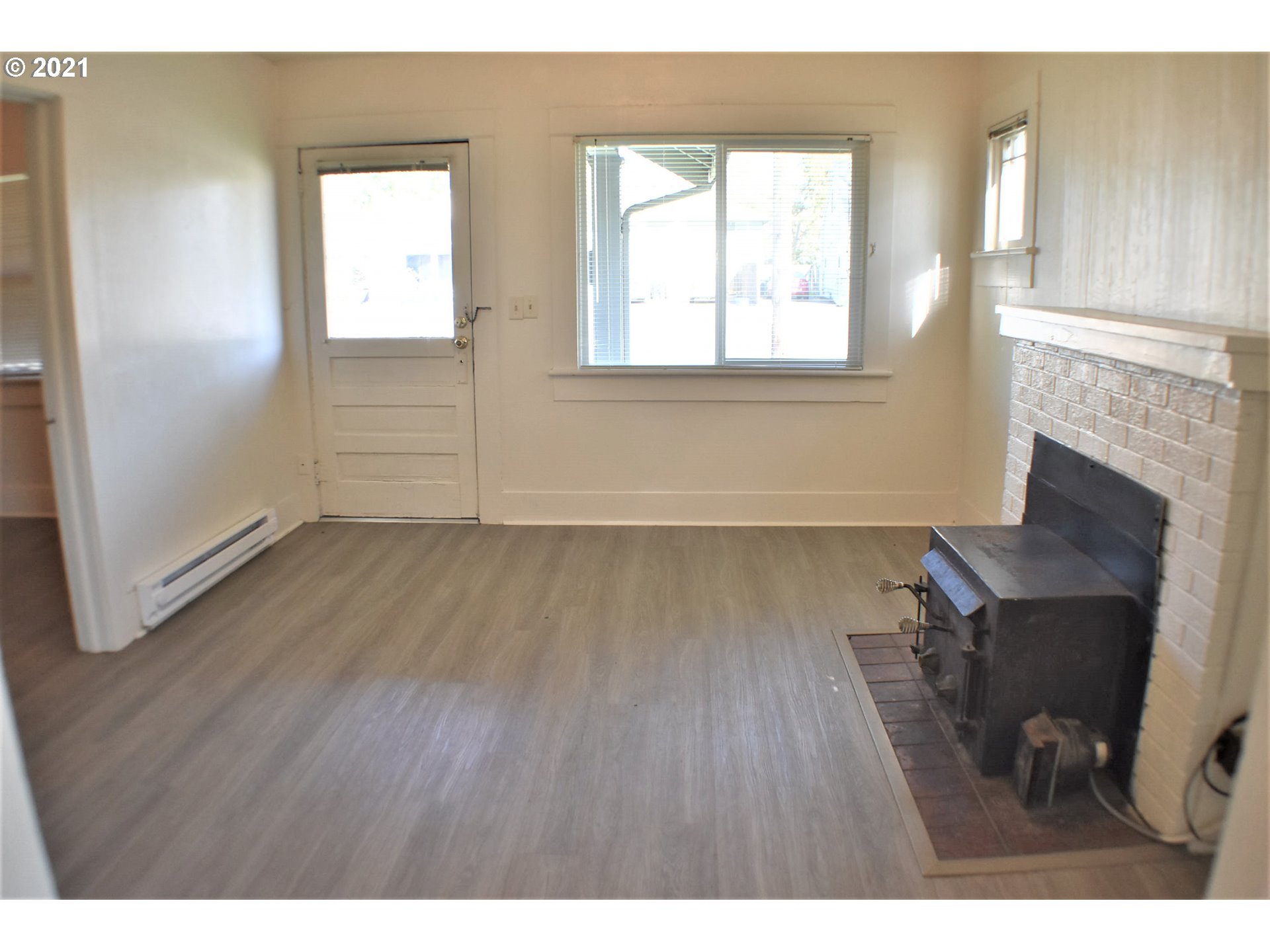 950 Chambers Street Eugene, OR 97402 - Photo 9 of 23