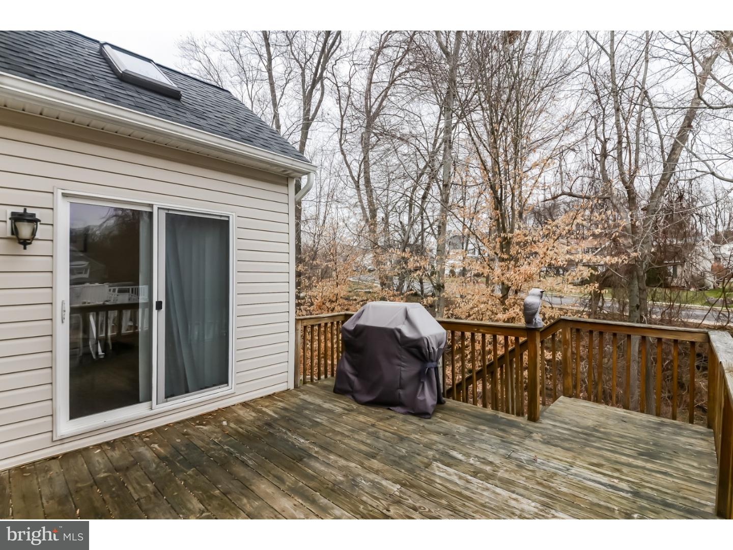 3 Victory Way Boothwyn, PA 19061 - Photo 23 of 24 Deck
