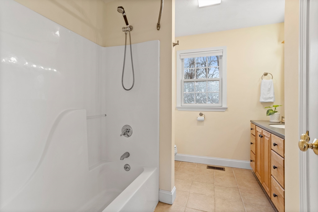 22 Fairview Road Woburn, MA 01801 - Photo 21 of 34 Gallery Image 21