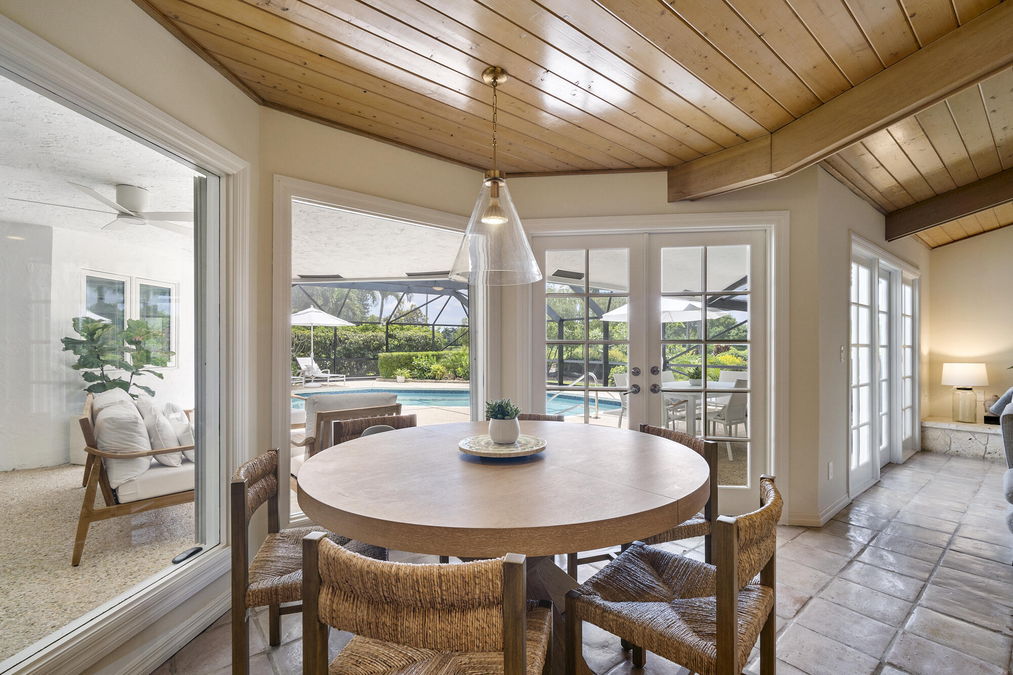 10252 Shireoaks Lane Boca Raton, FL 33498 - Photo 13 of 51 alfa26