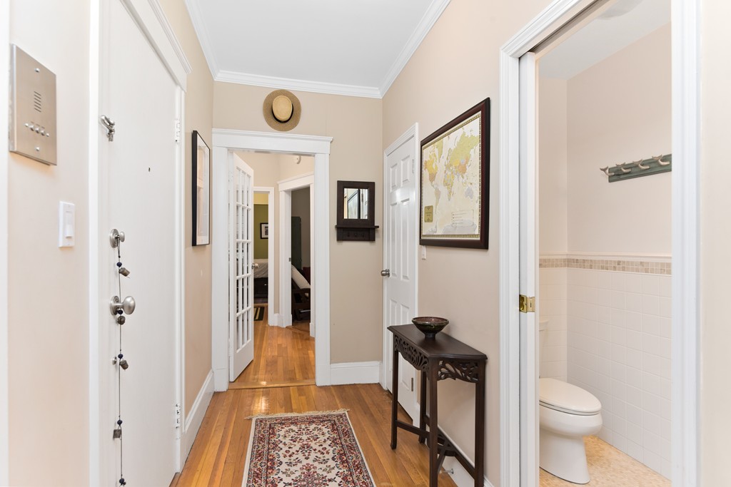235 Freeman Street, Unit 4 Brookline, MA 02446 - Photo 10 of 17 Gallery Image 10
