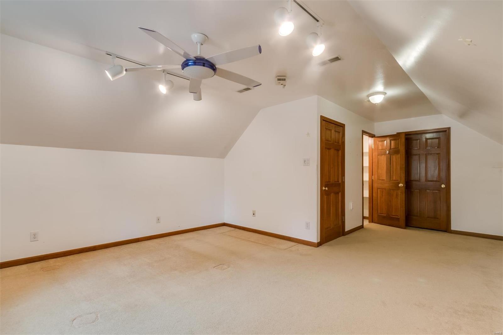 711 Hill Castle Road Columbia, IL 62236 - Photo 20 of 31 Gallery Image 20