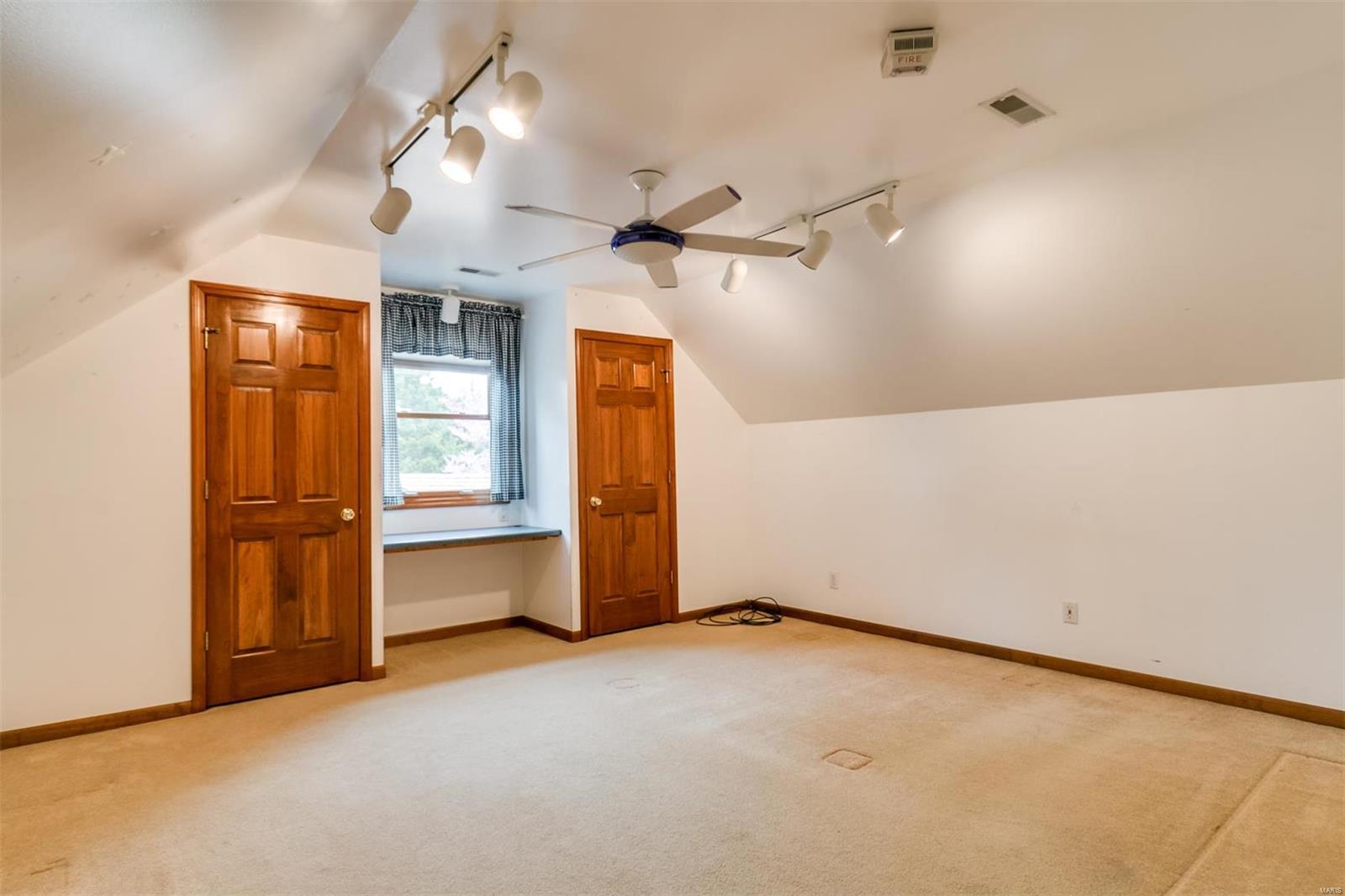 711 Hill Castle Road Columbia, IL 62236 - Photo 22 of 31 Gallery Image 22